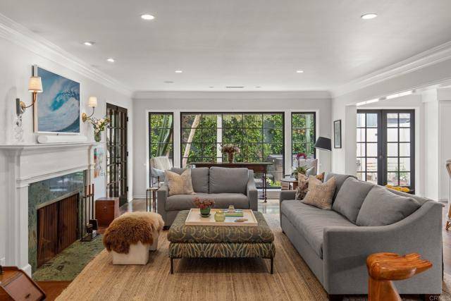 La Jolla, CA 92037,315 Mira Monte