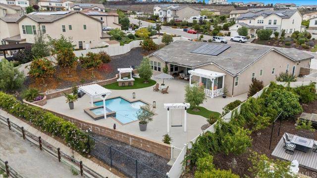 Escondido, CA 92029,2872 LIVERY PLACE