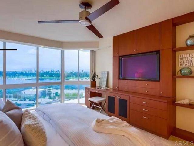 Coronado, CA 92118,1820 Avenida del Mundo #607