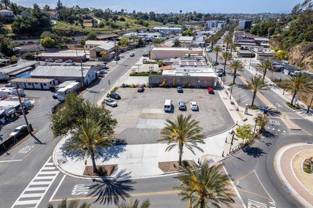 Vista, CA 92083,745 S Santa Fe Ave.