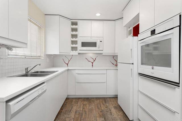 Escondido, CA 92027,1811 E Grand Avenue #162