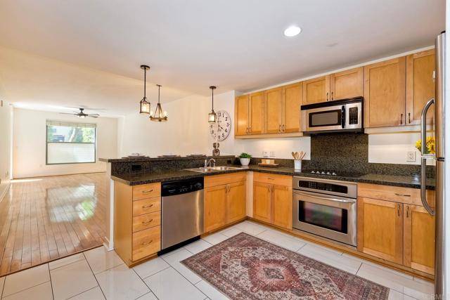 San Diego, CA 92101,1150 J Street #117