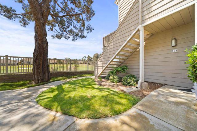 Vista, CA 92081,1087 Shadowridge Drive #101