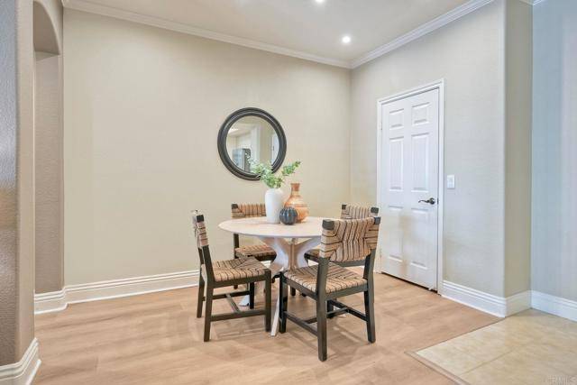 La Jolla, CA 92037,9263 Regents Road #B106