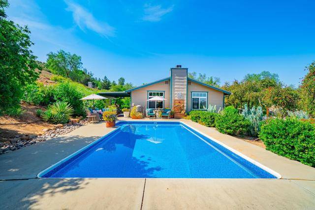 Ramona, CA 92065,23007 Arjo Lane