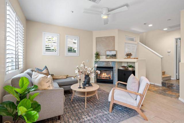 Carlsbad, CA 92009,6104 Citracado Cir