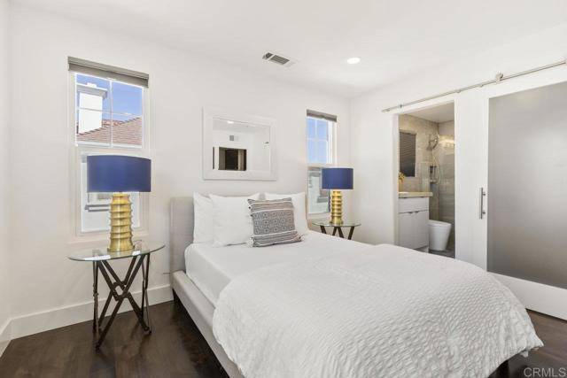 Oceanside, CA 92054,775 Harbor Cliff Way #164