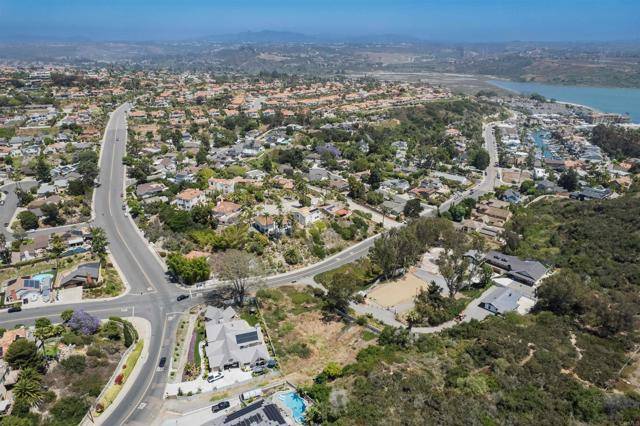 Carlsbad, CA 92008,4275 Hillside