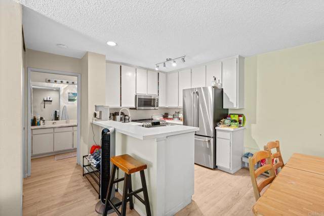 San Diego, CA 92109,1855 Diamond St #5-213