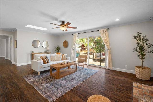 Vista, CA 92084,1822 Suemark