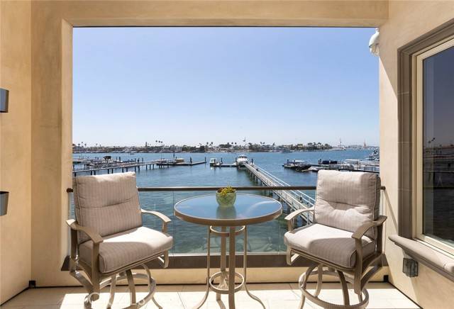 Corona Del Mar, CA 92625,2319 Bayside Drive