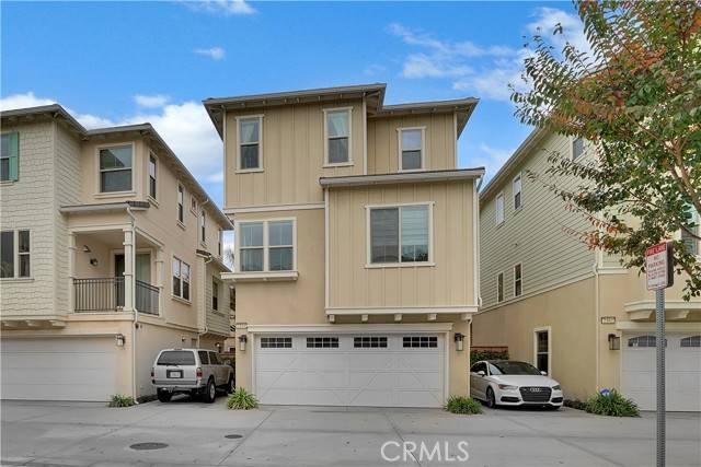 Costa Mesa, CA 92627,2164 Harmony Way