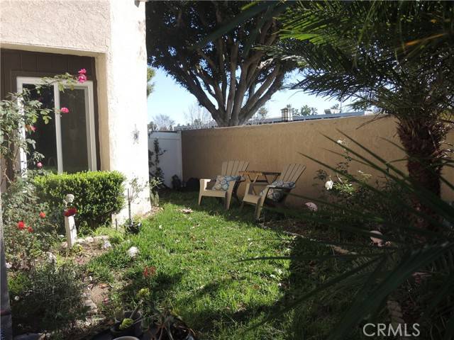 Costa Mesa, CA 92626,927 Hyde Court