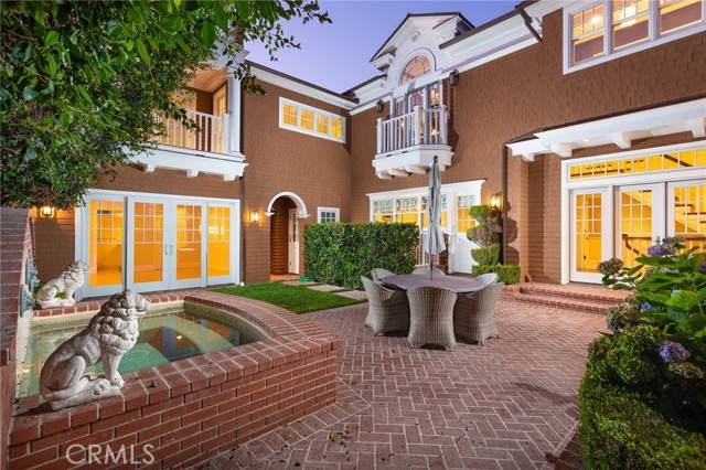 Corona Del Mar, CA 92625,215 Marigold Avenue