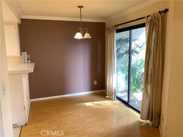 Costa Mesa, CA 92627,409 Brighton Springs