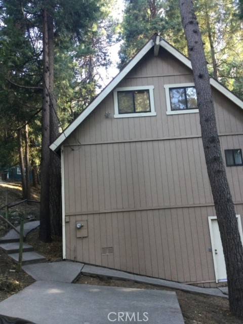 Crestline, CA 92325,24971 Scenic View Drive