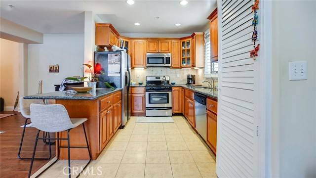 Sherman Oaks, CA 91403,4724 Kester Avenue #110