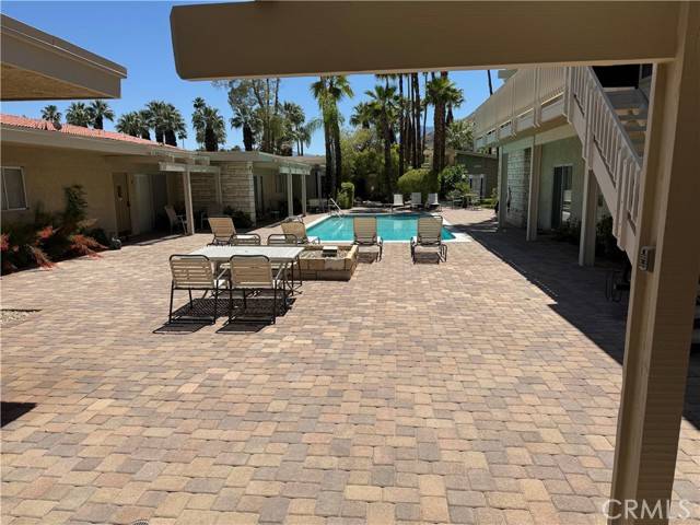 Palm Springs, CA 92262,290 S San Jacinto Drive #2