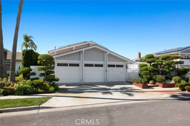 Corona Del Mar, CA 92625,1527 Sandcastle Drive