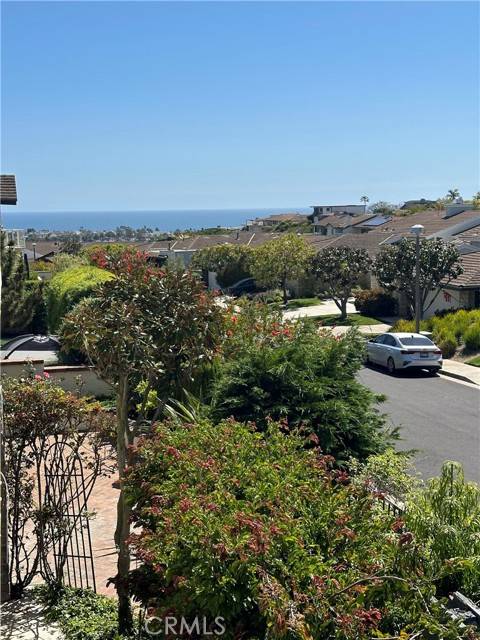 Corona Del Mar, CA 92625,5 Curl Drive