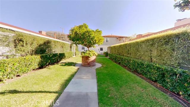 Corona Del Mar, CA 92625,610 Marguerite Avenue