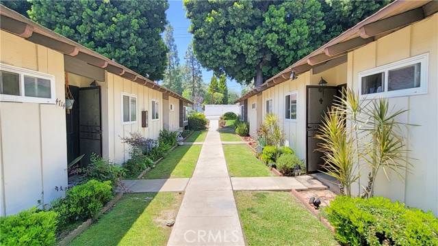 Yorba Linda, CA 92886,4702 Avocado Avenue