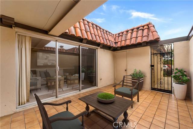 Costa Mesa, CA 92626,3055 Club House Circle