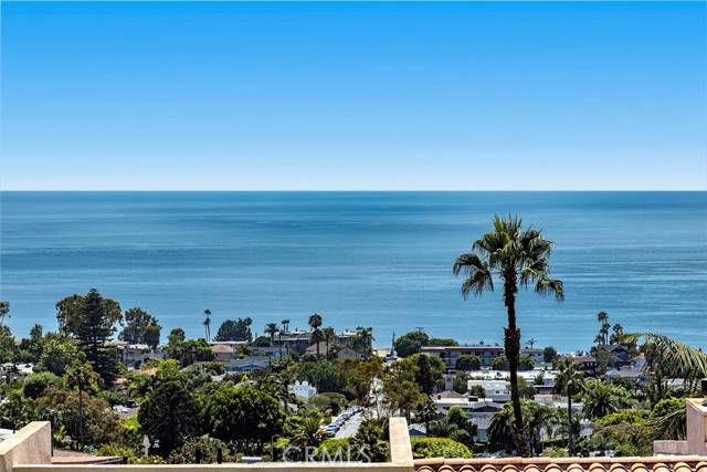 Laguna Beach, CA 92651,1040 Skyline