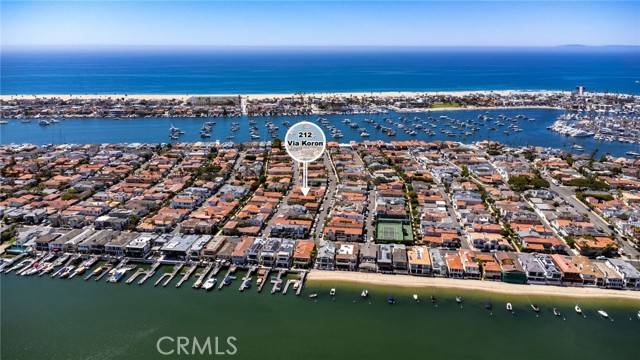 Newport Beach, CA 92663,212 Via Koron