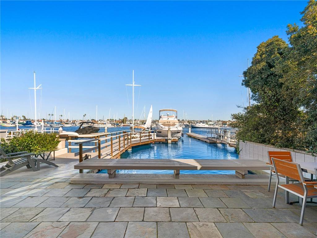 Newport Beach, CA 92661,1344 W Bay Avenue