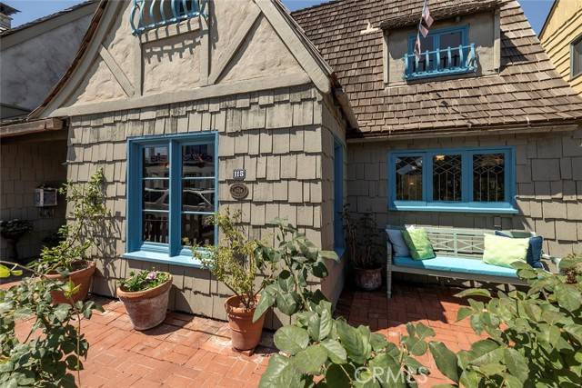 Newport Beach, CA 92662,115 Apolena Avenue