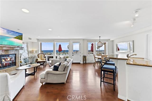 Corona Del Mar, CA 92625,3036 Breakers Drive