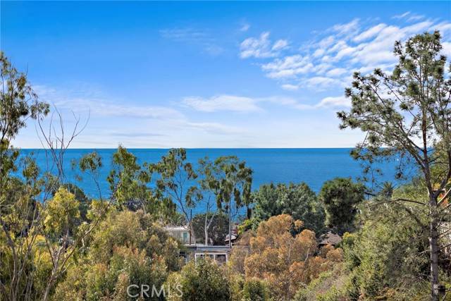 Laguna Beach, CA 92651,991 Meadowlark Drive