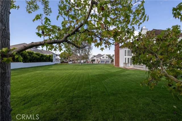 Newport Beach, CA 92660,7 Leesbury