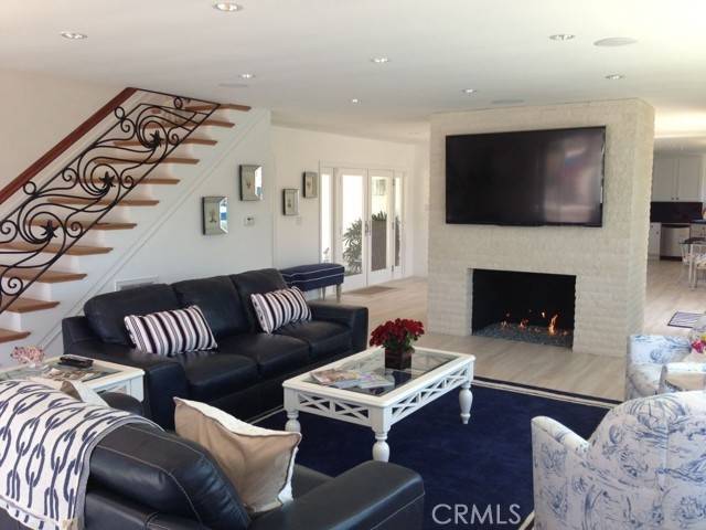 Newport Beach, CA 92663,7 Balboa Coves