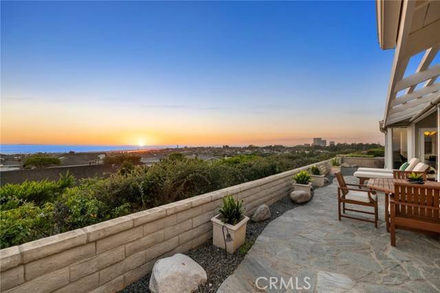 Corona Del Mar, CA 92625,1401 Seacrest Drive