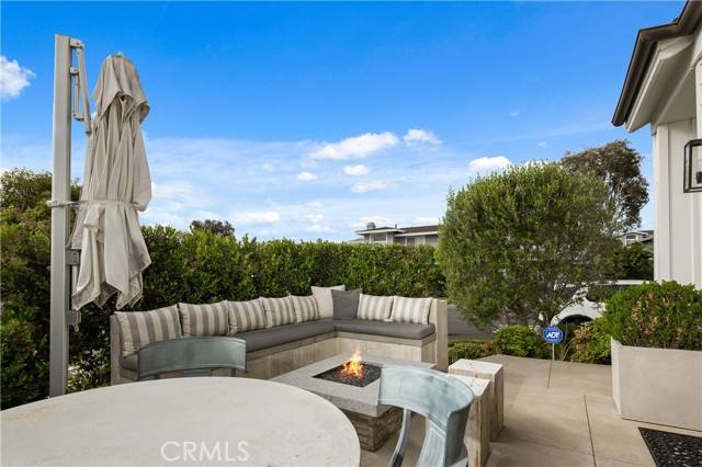 Corona Del Mar, CA 92625,720 Poinsettia Ave