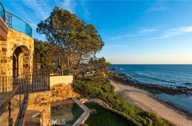 Corona Del Mar, CA 92625,177 Shorecliff Road