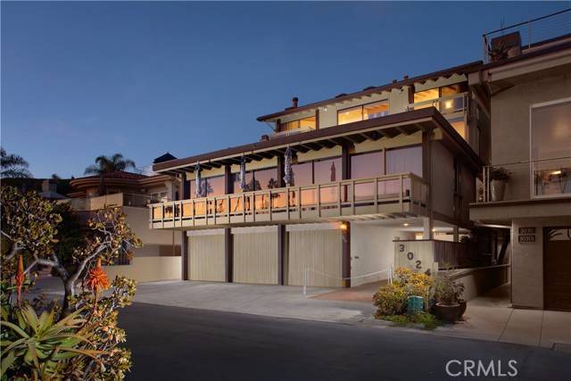 Corona Del Mar, CA 92625,3024 Breakers Drive