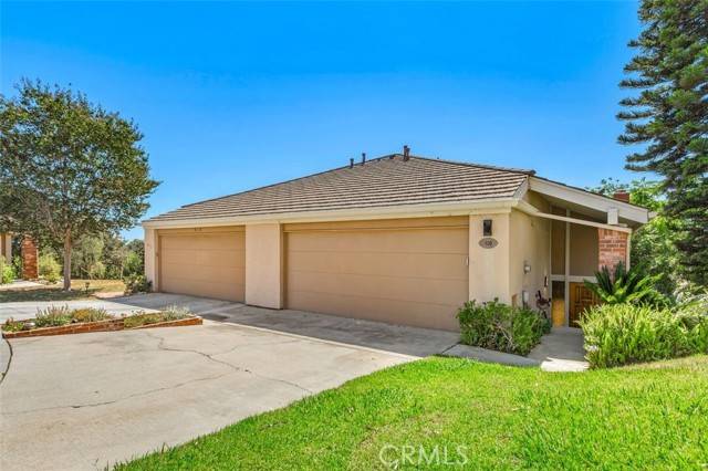 Fullerton, CA 92832,820 W Glenwood Terrace