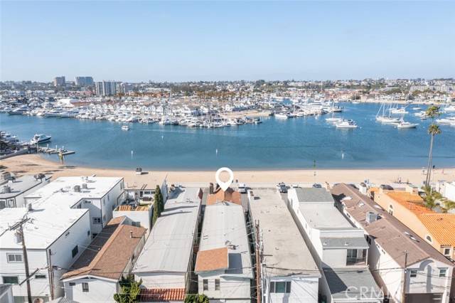 Newport Beach, CA 92663,1809 W Bay Avenue