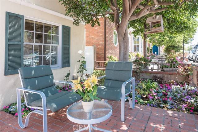 Newport Beach, CA 92662,220 Apolena Avenue