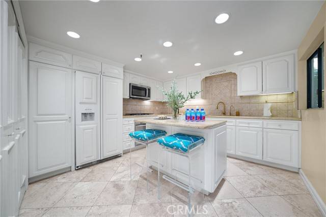 Newport Beach, CA 92660,67 Sea Island Drive