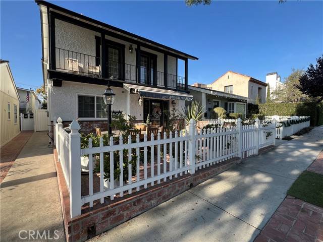 Corona Del Mar, CA 92625,505 Acacia Avenue