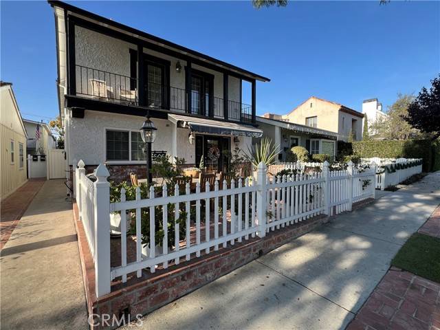 Corona Del Mar, CA 92625,505 Acacia Avenue