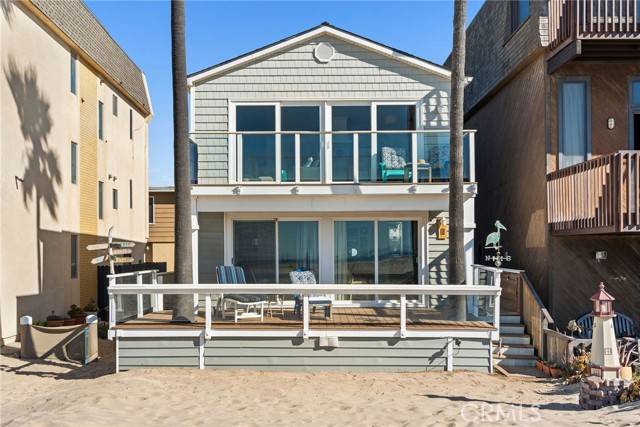Surfside, CA 90743,30 Surfside Avenue