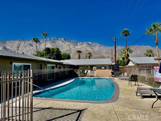 Palm Springs, CA 92262,686 E Cottonwood Road #7