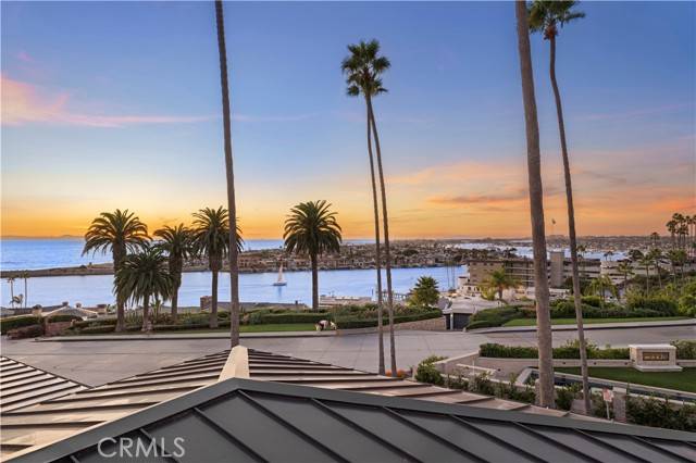 Corona Del Mar, CA 92625,212 Goldenrod Avenue