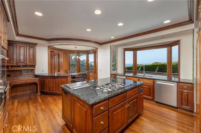 Laguna Beach, CA 92651,105 Irvine Cove Court