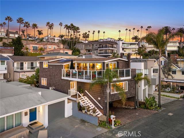 Corona Del Mar, CA 92625,2616 Cove Street